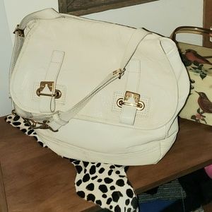 YSL YVES SAINT LAURENT Leather Shoulder bag